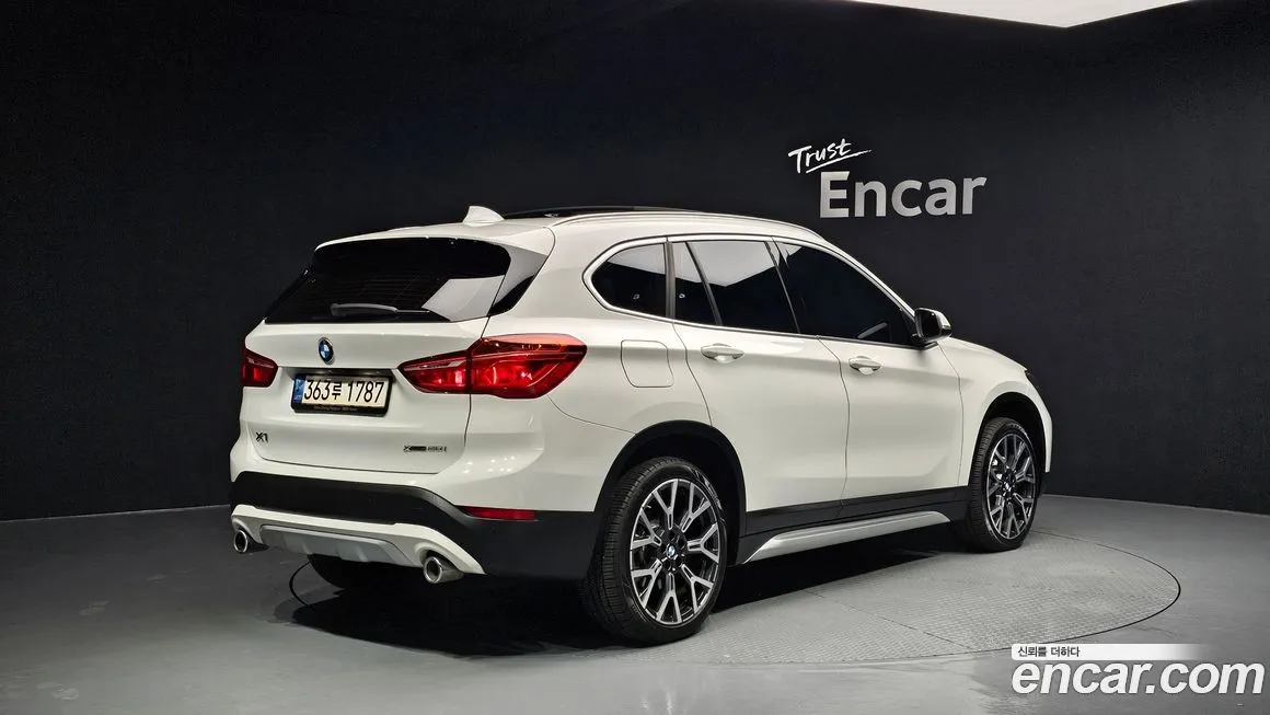 BMW X1 — фото 2
