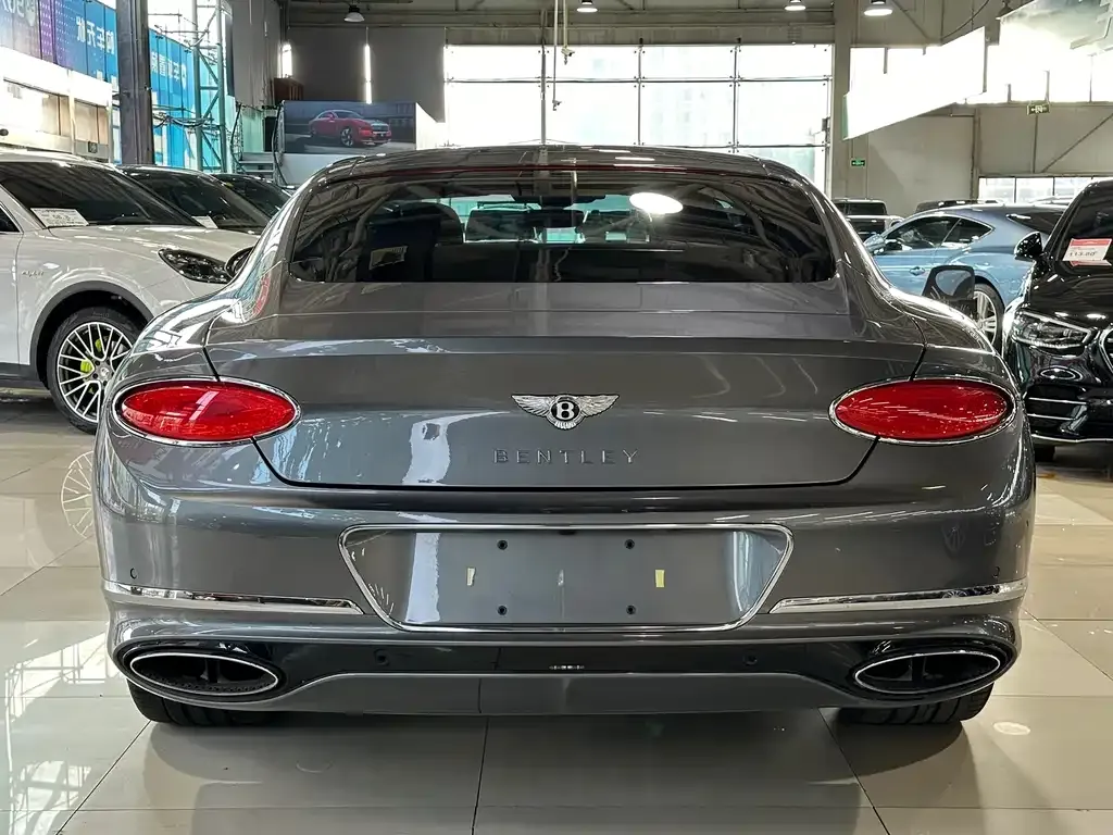 Bentley Continental 2021 из CN, фото 6