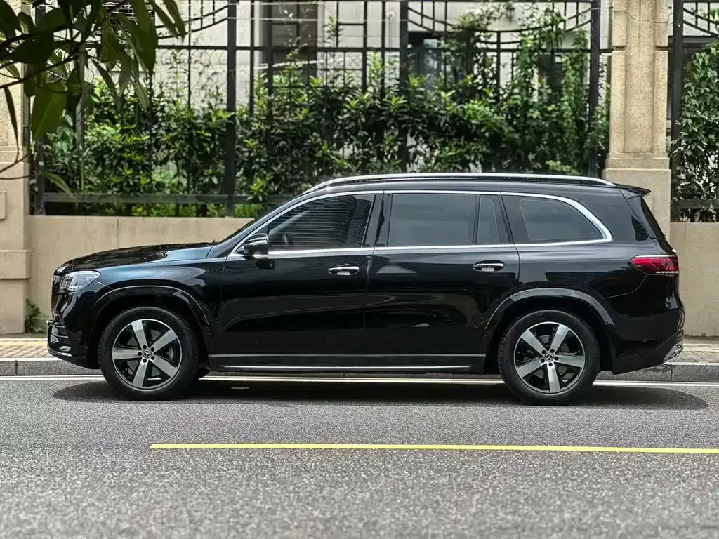 Mercedes-Benz GLS — фото 2