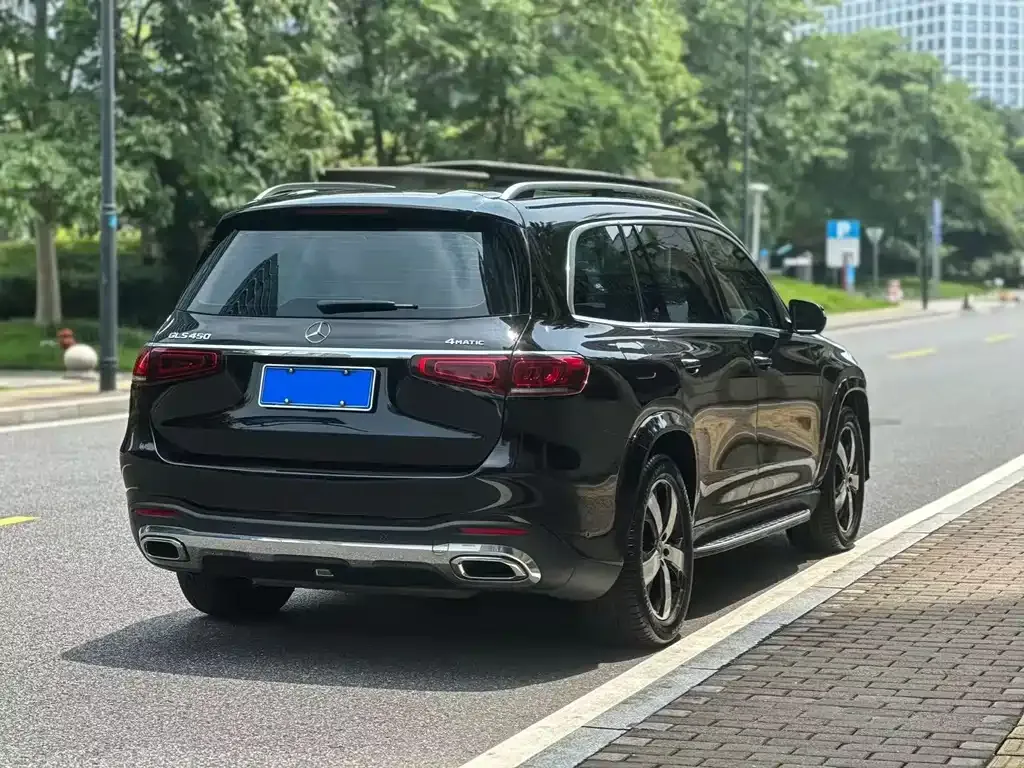 Mercedes-Benz GLS — фото 9
