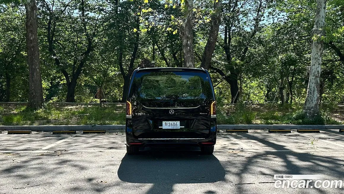 Mercedes-Benz V-Class 2025 из KR, фото 4