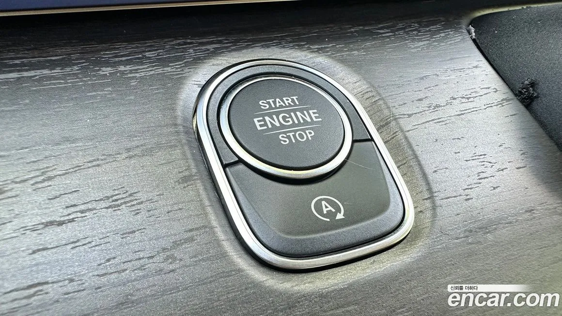 Mercedes-Benz V-Class 2025 из KR, фото 6
