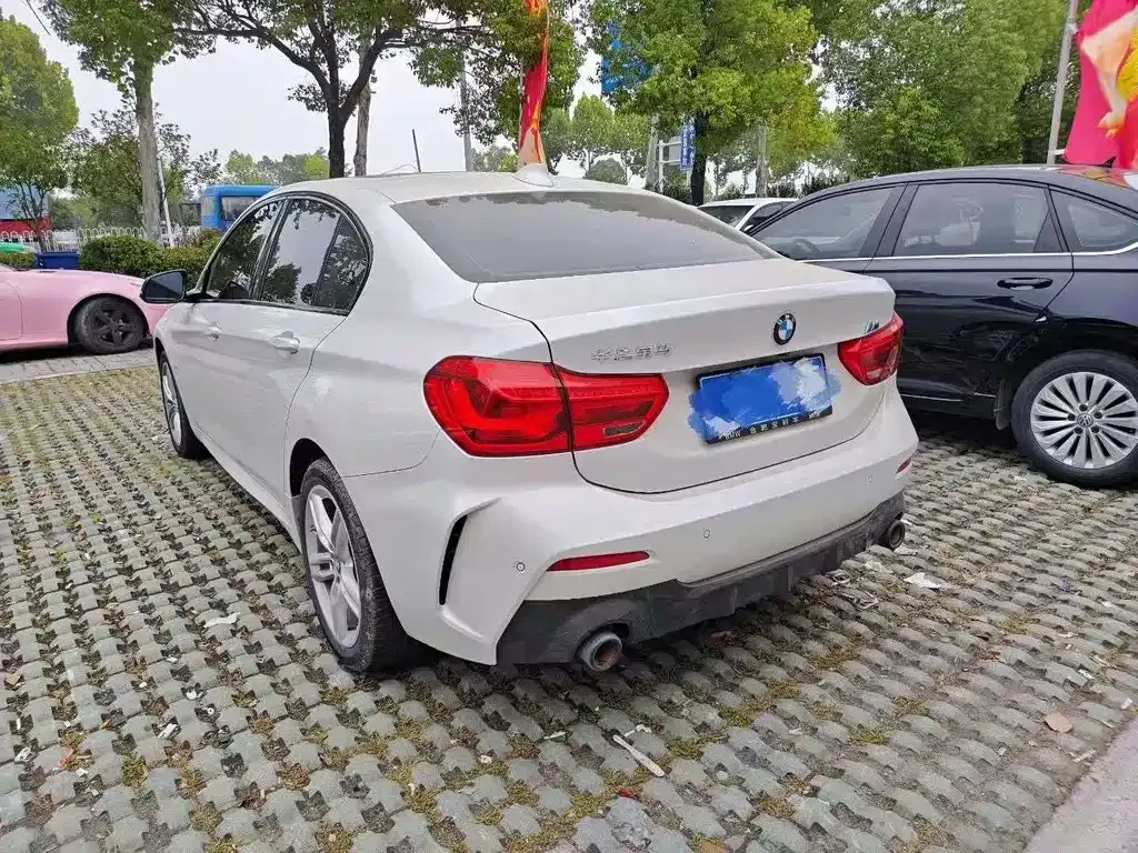 BMW 1 Series 2021 из CN, фото 8