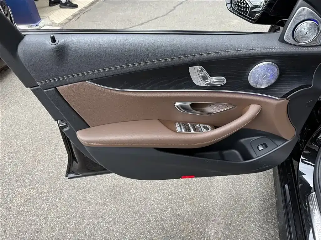 [object Object] E-Class (Import) 2021 из CN, фото 6