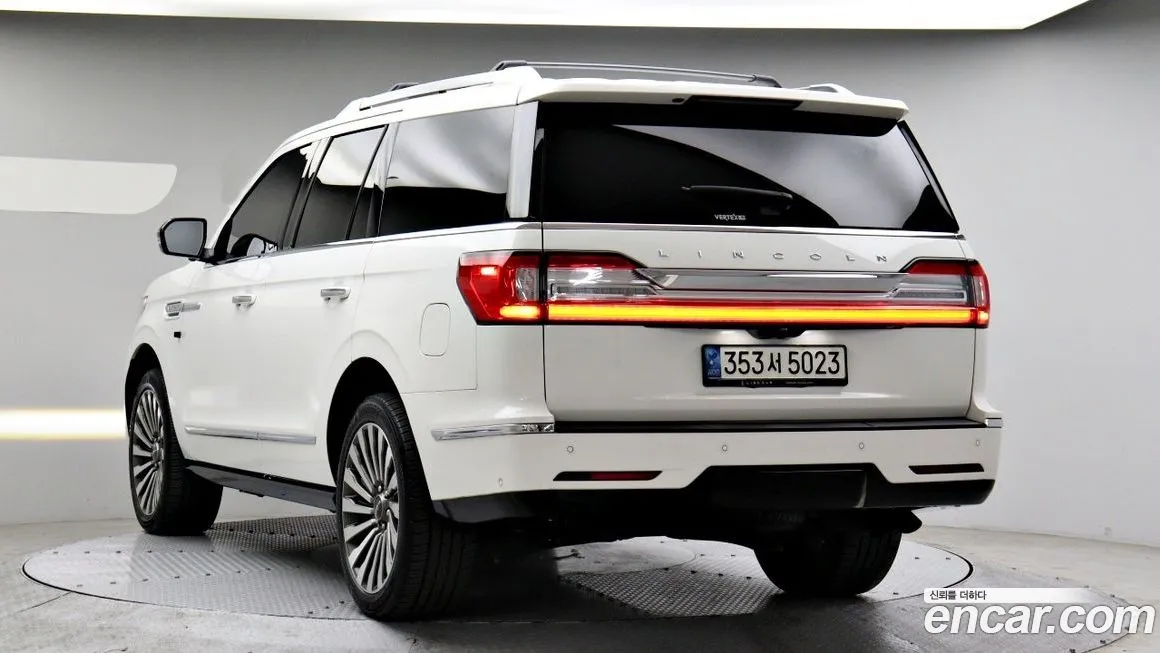 Lincoln Navigator 2021 из KR, фото 2