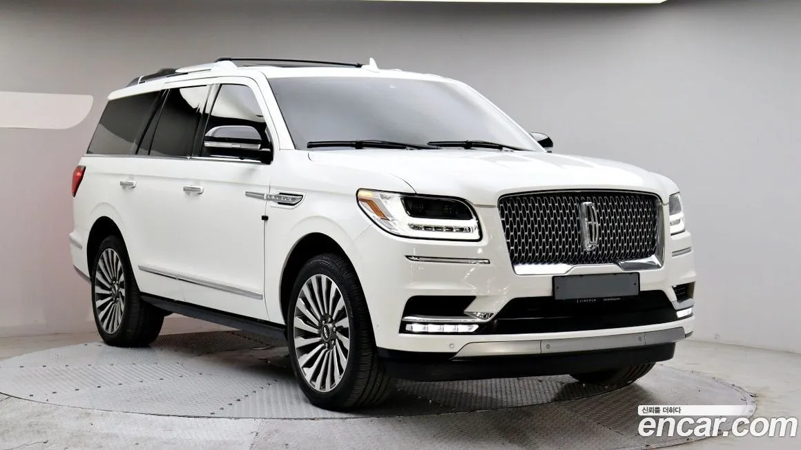 Lincoln Navigator 2021 из KR, фото 3