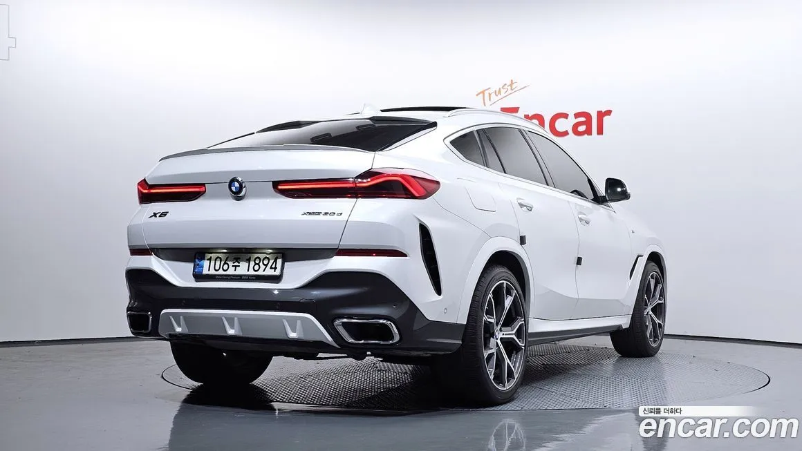 BMW X6 2022 из KR, фото 2
