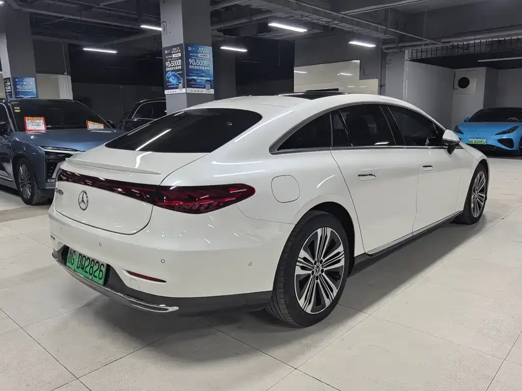 Mercedes-Benz EQS 2023 из CN, фото 4