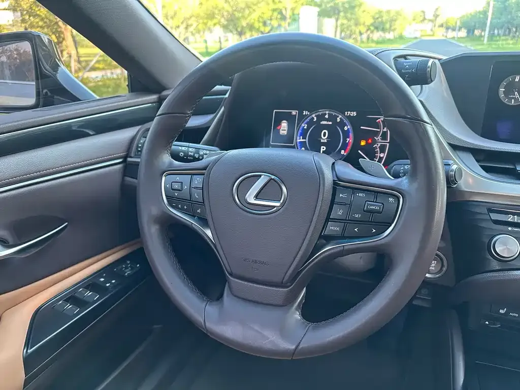 Lexus ES 2021 из CN, фото 10
