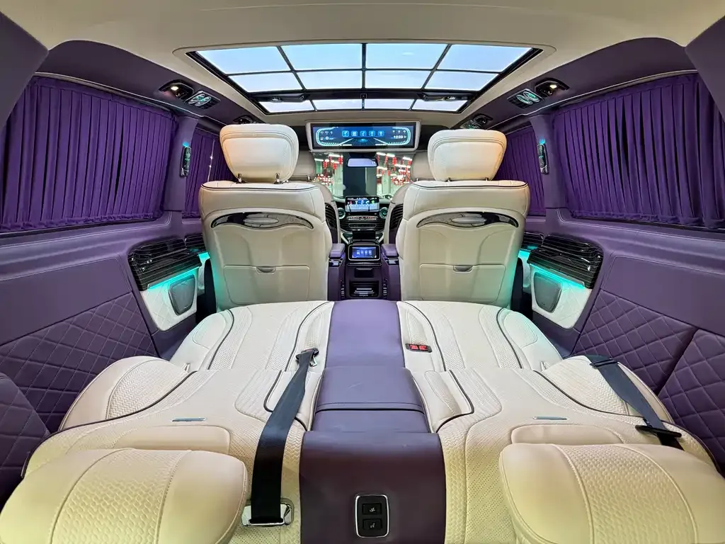 Mercedes-Benz Vito 2023 из CN, фото 8