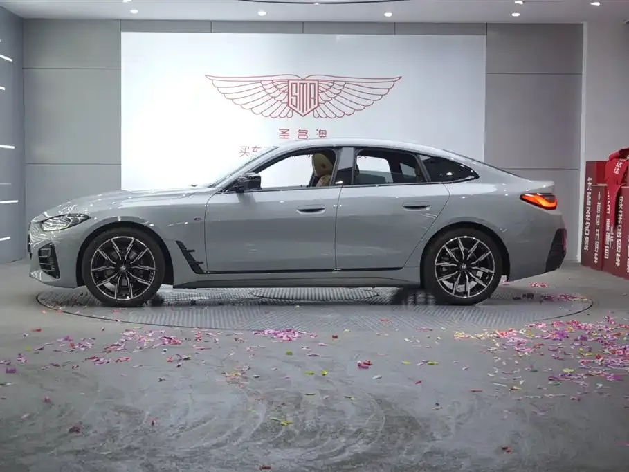BMW 4 Series 2023 из CN, фото 2