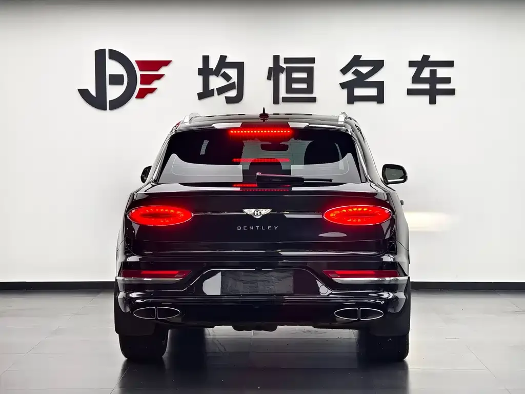 Bentley Bentayga 2021 из CN, фото 3