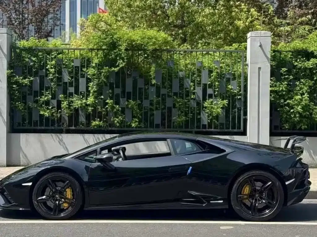 Lamborghini Huracan 2021 из CN, фото 2