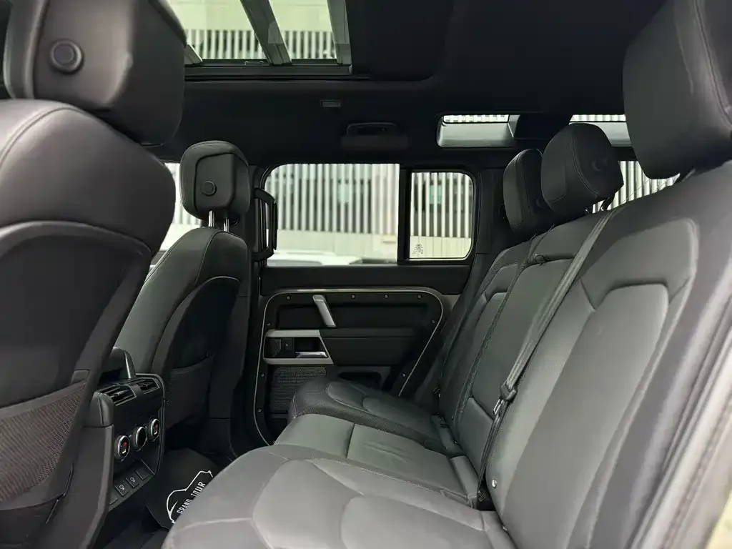 Land Rover Defender 2022 из CN, фото 7