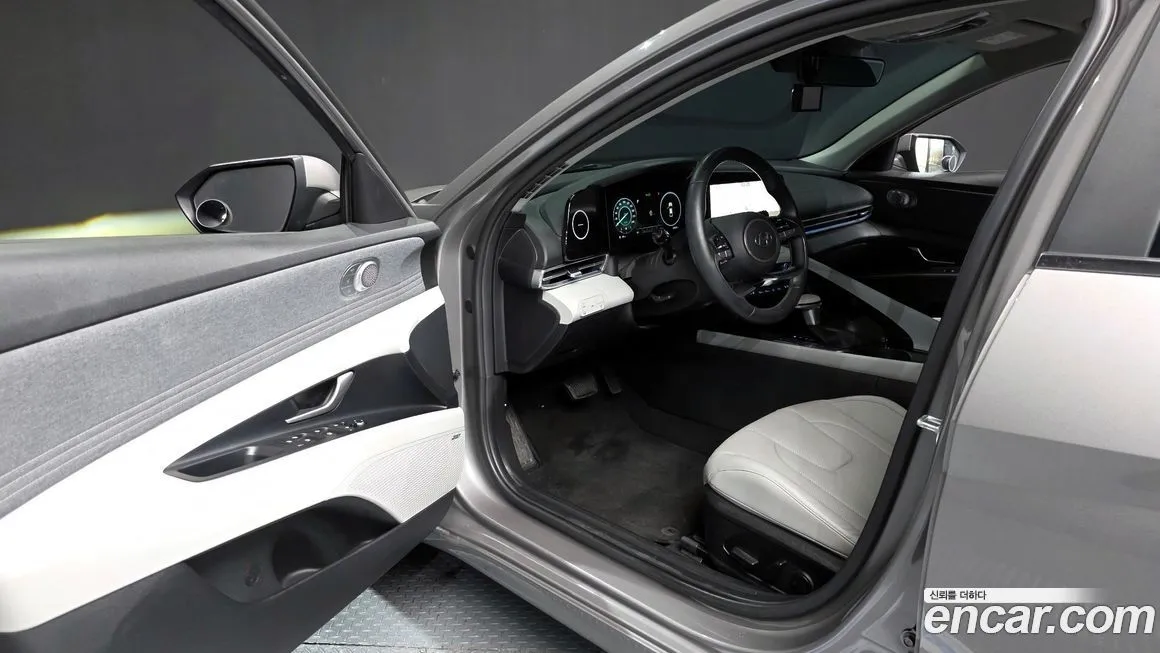 Hyundai AVANTE 2021 из KR, фото 10