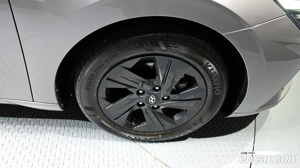 Hyundai AVANTE 2021 из KR, фото 5