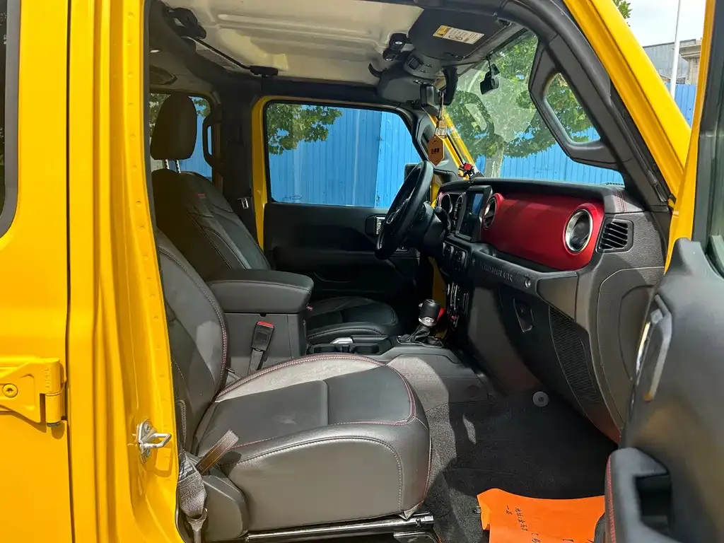 Jeep Wrangler 2021 из CN, фото 10