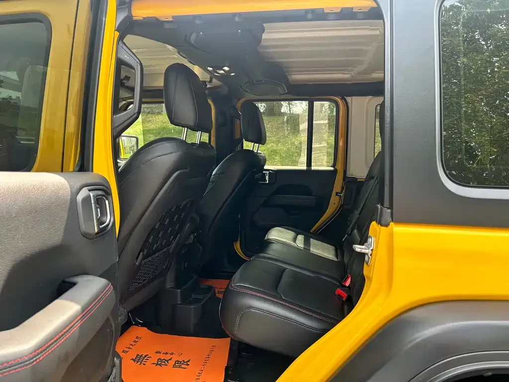 Jeep Wrangler 2021 из CN, фото 5
