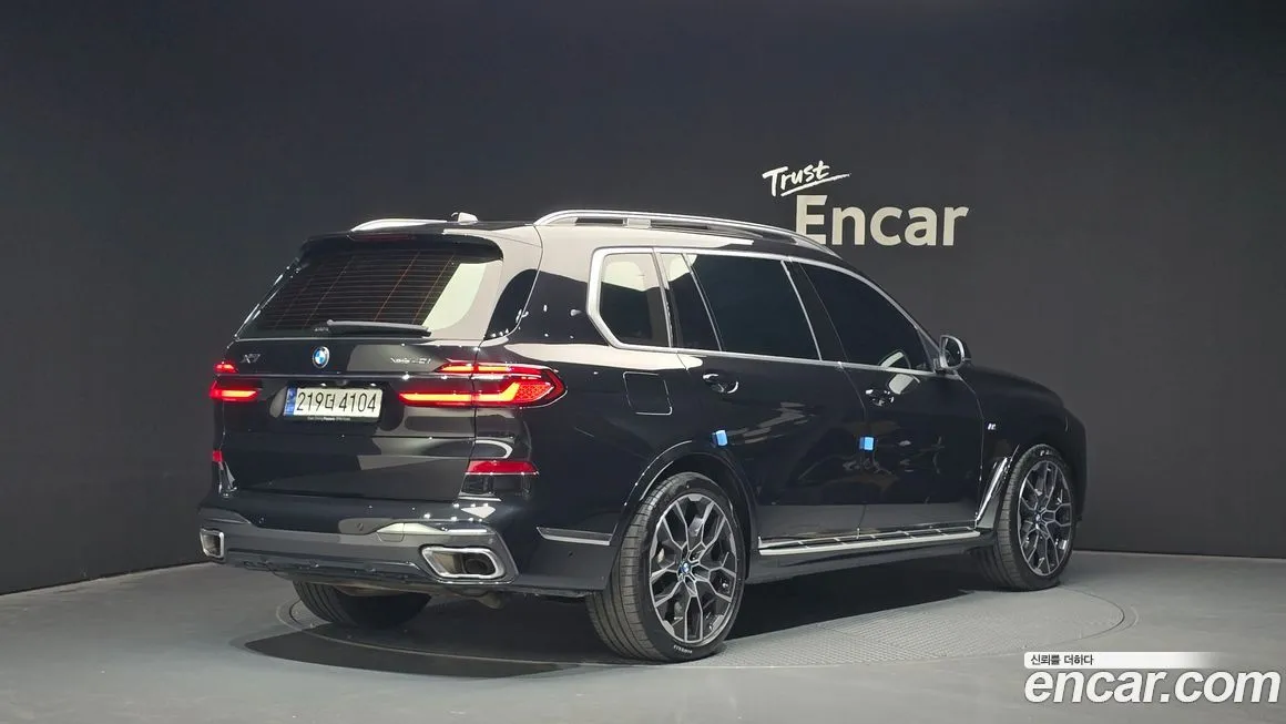 BMW X7 2024 из KR, фото 2