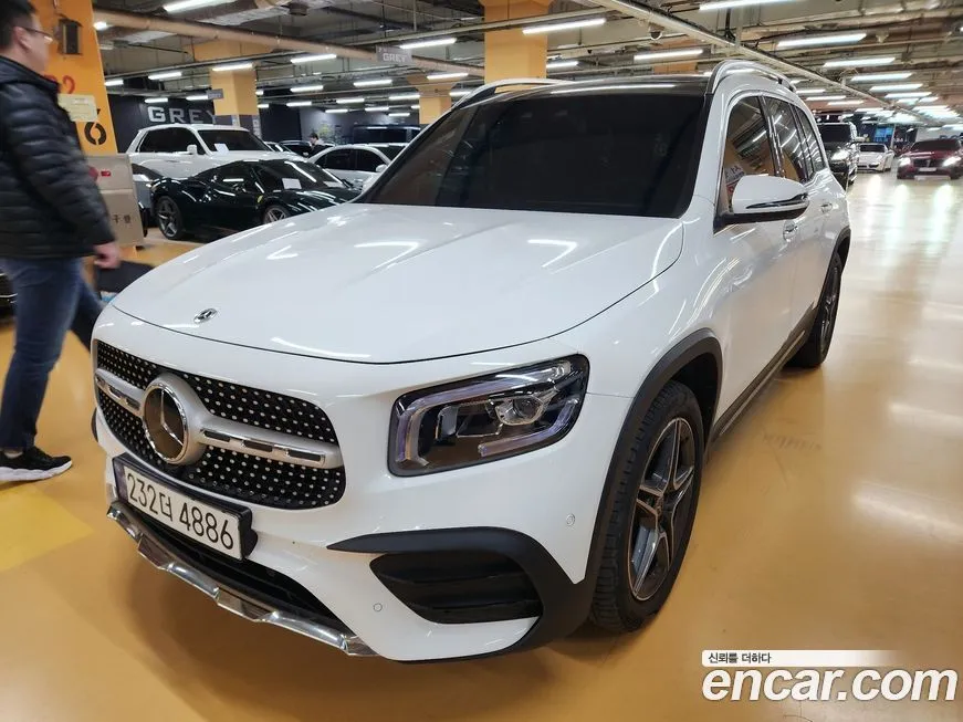 Mercedes-Benz GLB-Class — фото 2