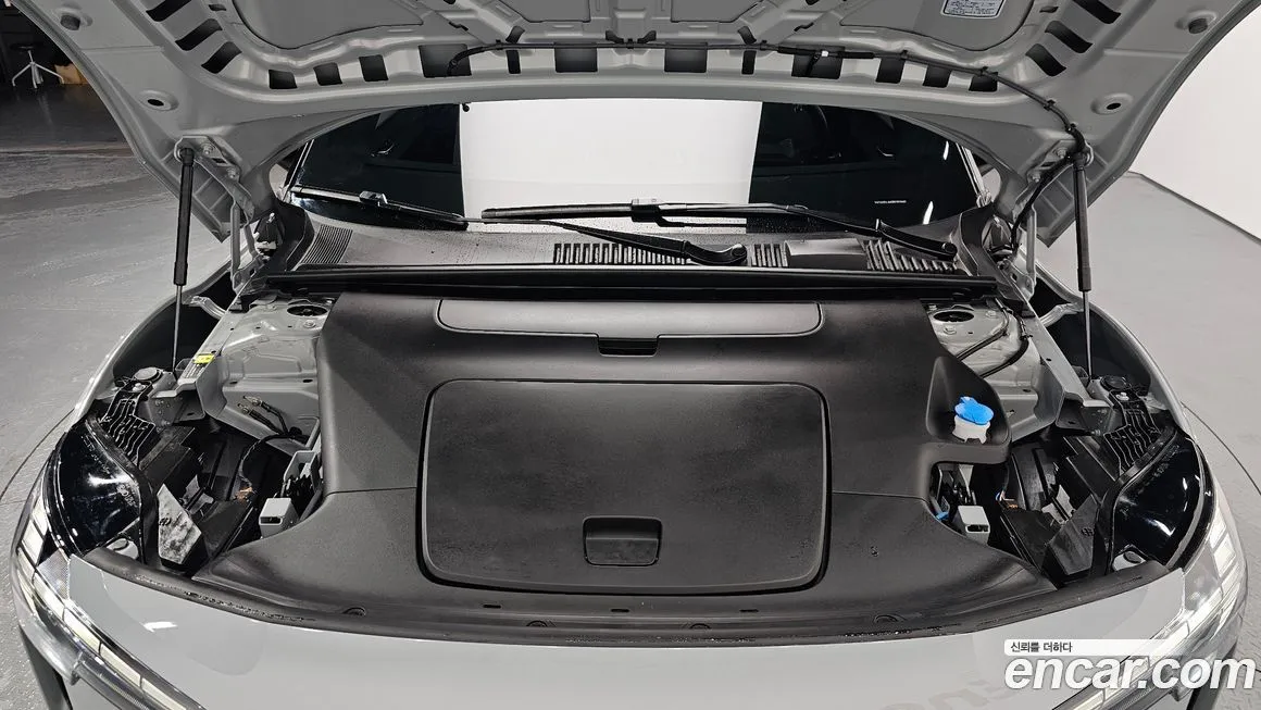 Volvo EX30 2025 из KR, фото 6