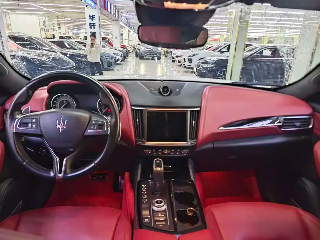 Maserati Levante 2021 из CN, фото 10