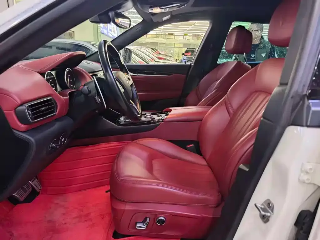 Maserati Levante 2021 из CN, фото 8