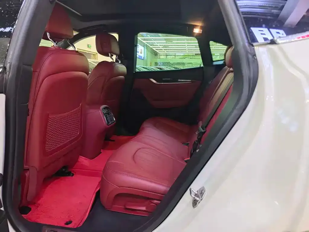 Maserati Levante 2021 из CN, фото 9