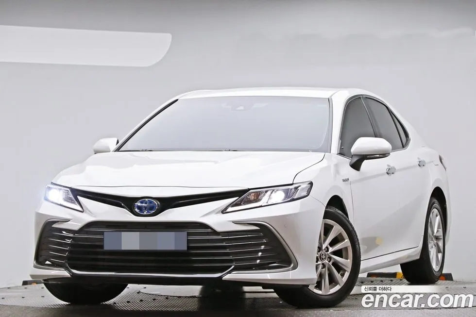 Toyota Camry 2023 из KR, фото 3