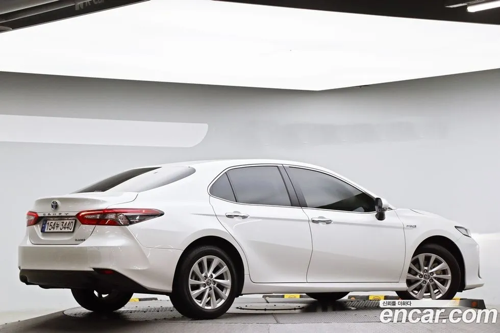 Toyota Camry 2023 из KR, фото 5