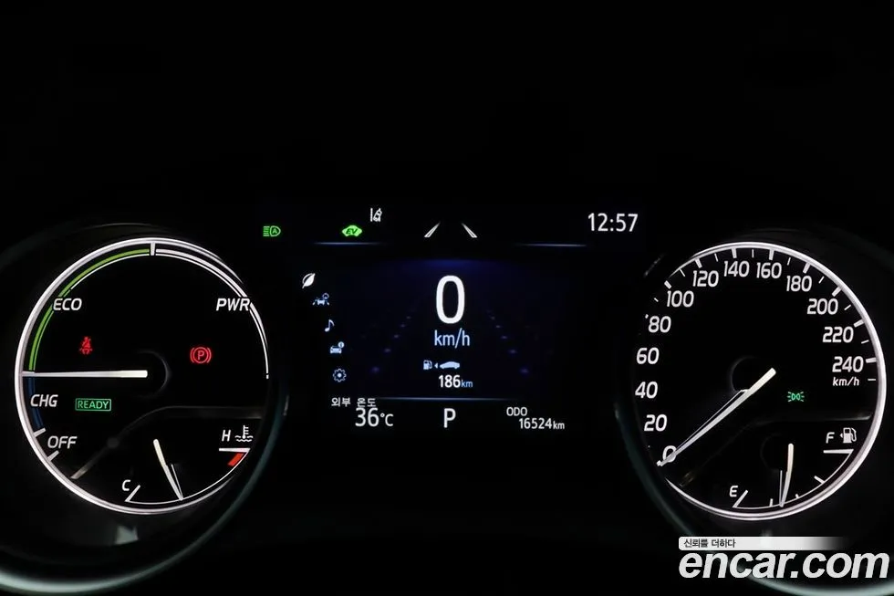 Toyota Camry 2023 из KR, фото 8