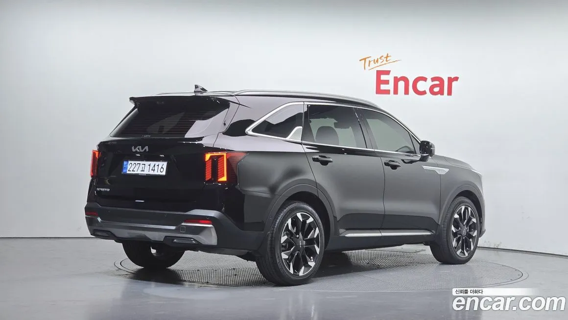 Kia Sorento — фото 2