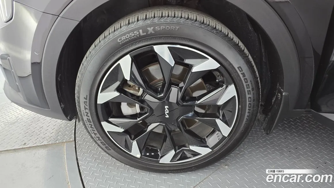 Kia Sorento — фото 5