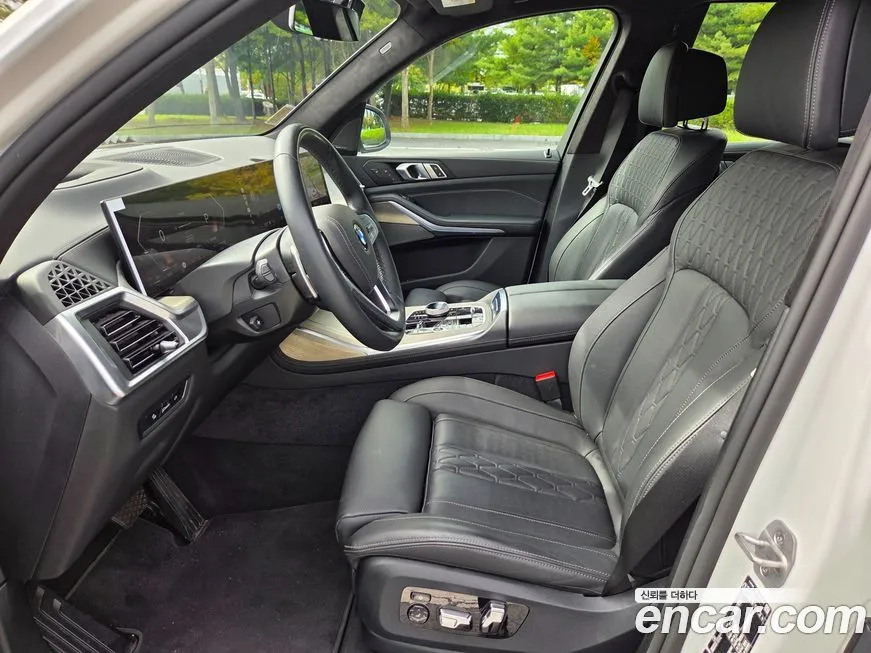 BMW X7 2025 из KR, фото 7