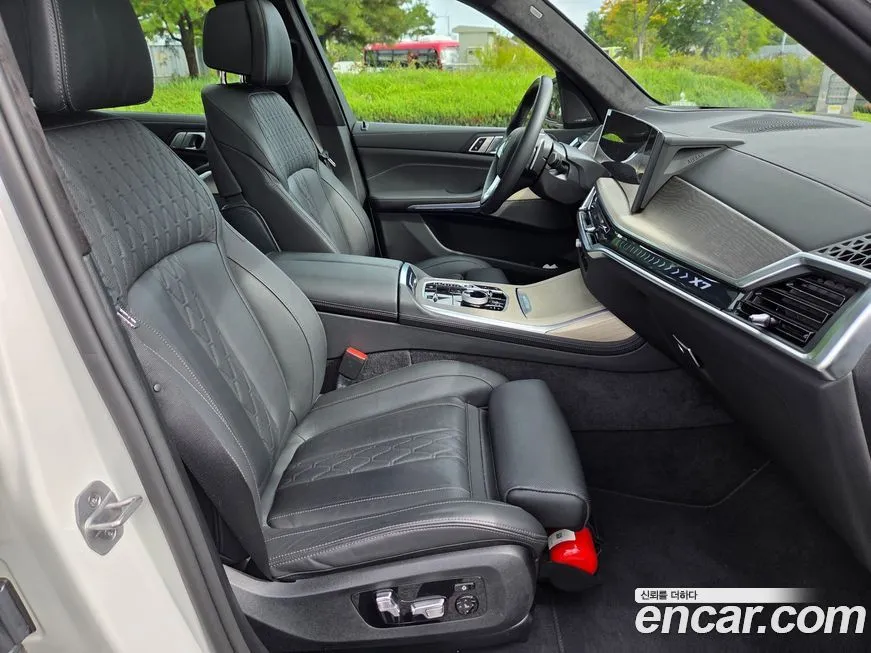 BMW X7 2025 из KR, фото 9