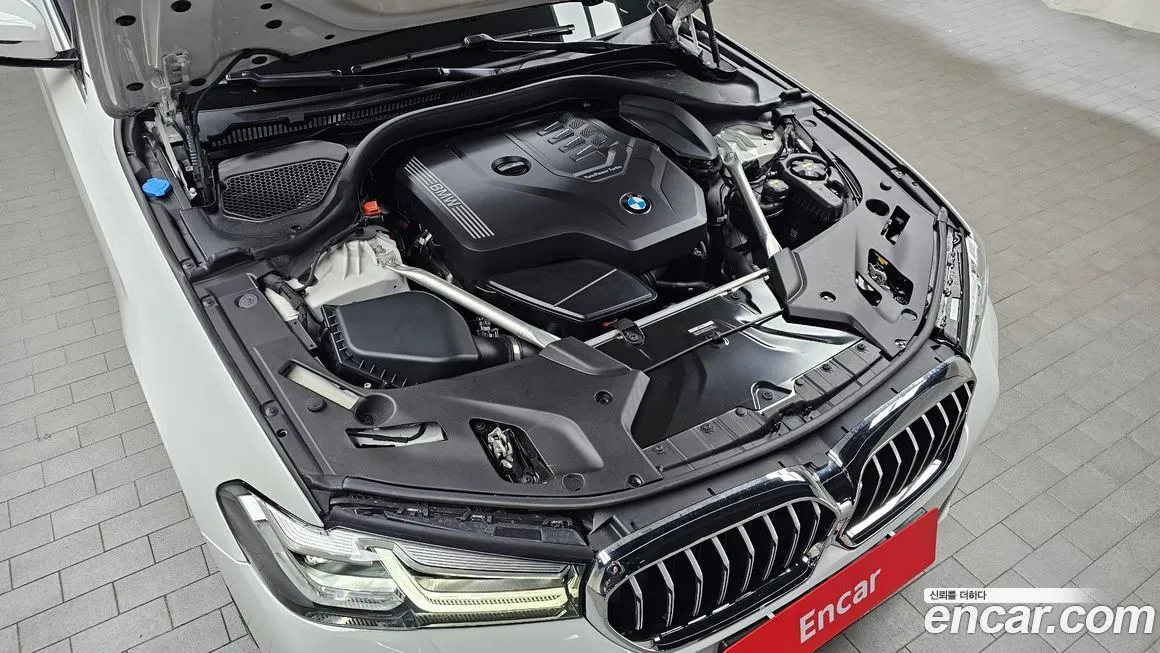 BMW 5-Series 2023 из KR, фото 6