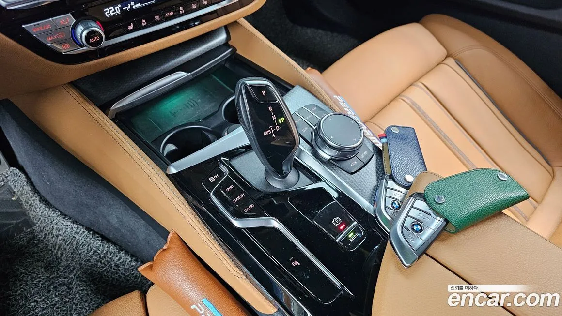 BMW 5-Series 2023 из KR, фото 9