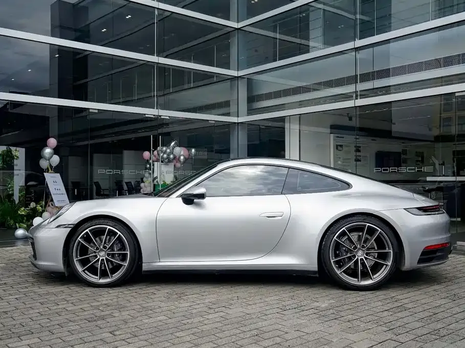 Porsche 911 2024 из CN, фото 2