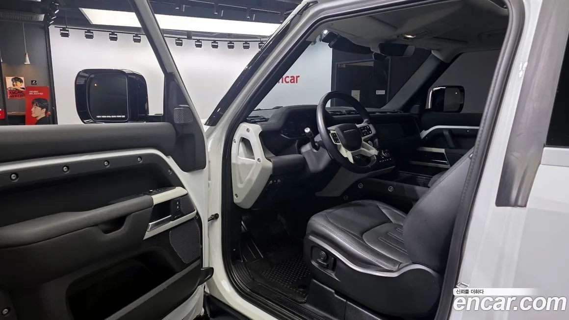 Land Rover Defender 2022 из KR, фото 10