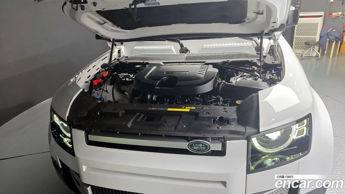 Land Rover Defender 2022 из KR, фото 6