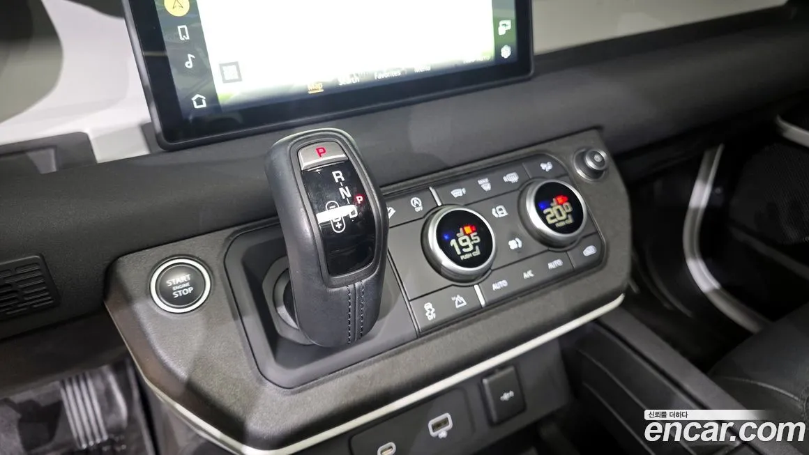Land Rover Defender 2022 из KR, фото 9