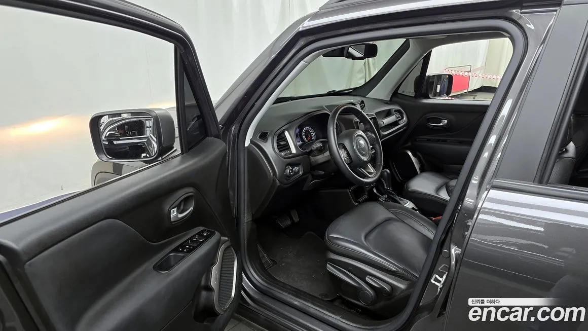 Jeep Renegade 2021 из KR, фото 10