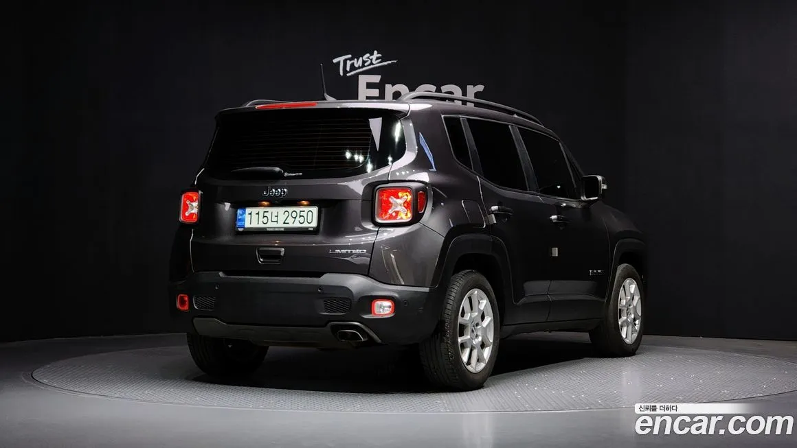 Jeep Renegade 2021 из KR, фото 2
