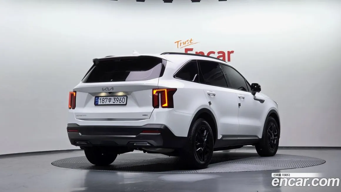 Kia Sorento 2024 из KR, фото 2