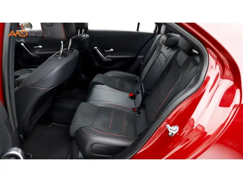 Mercedes-Benz A-Class 2023 из CN, фото 7