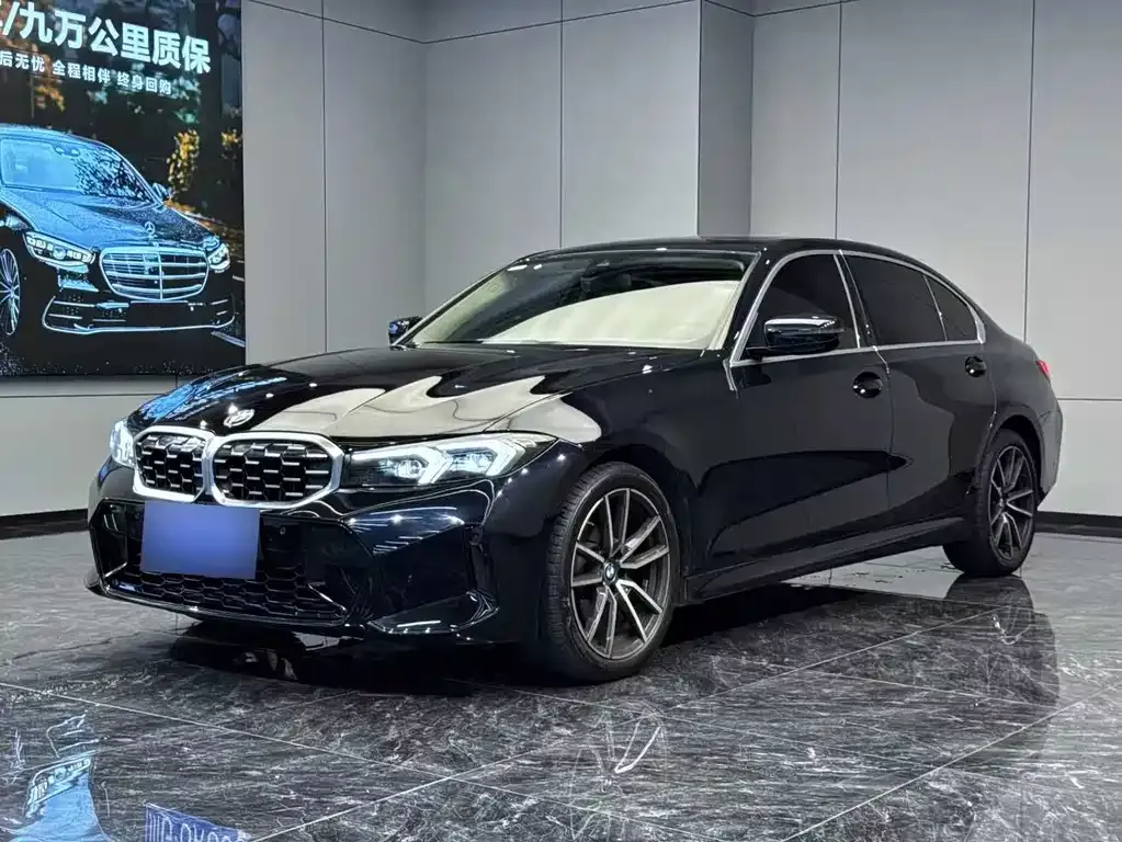 BMW 3 Series 2023 из CN, фото 1