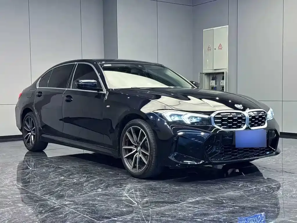 BMW 3 Series 2023 из CN, фото 3