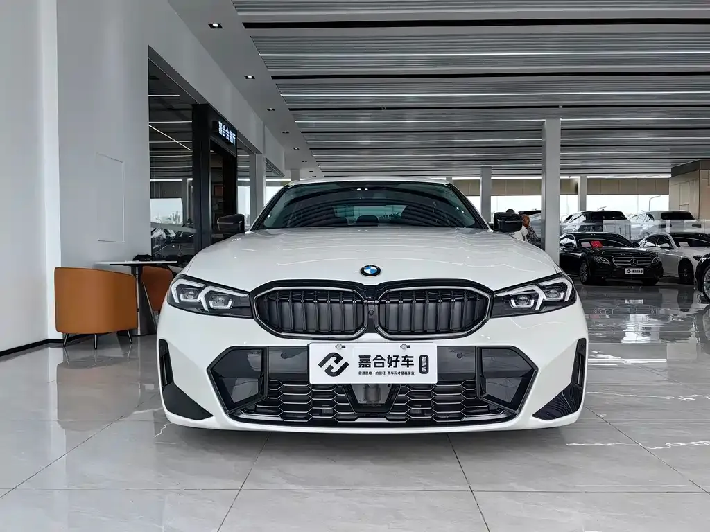 BMW 3 Series 2025 из CN, фото 2