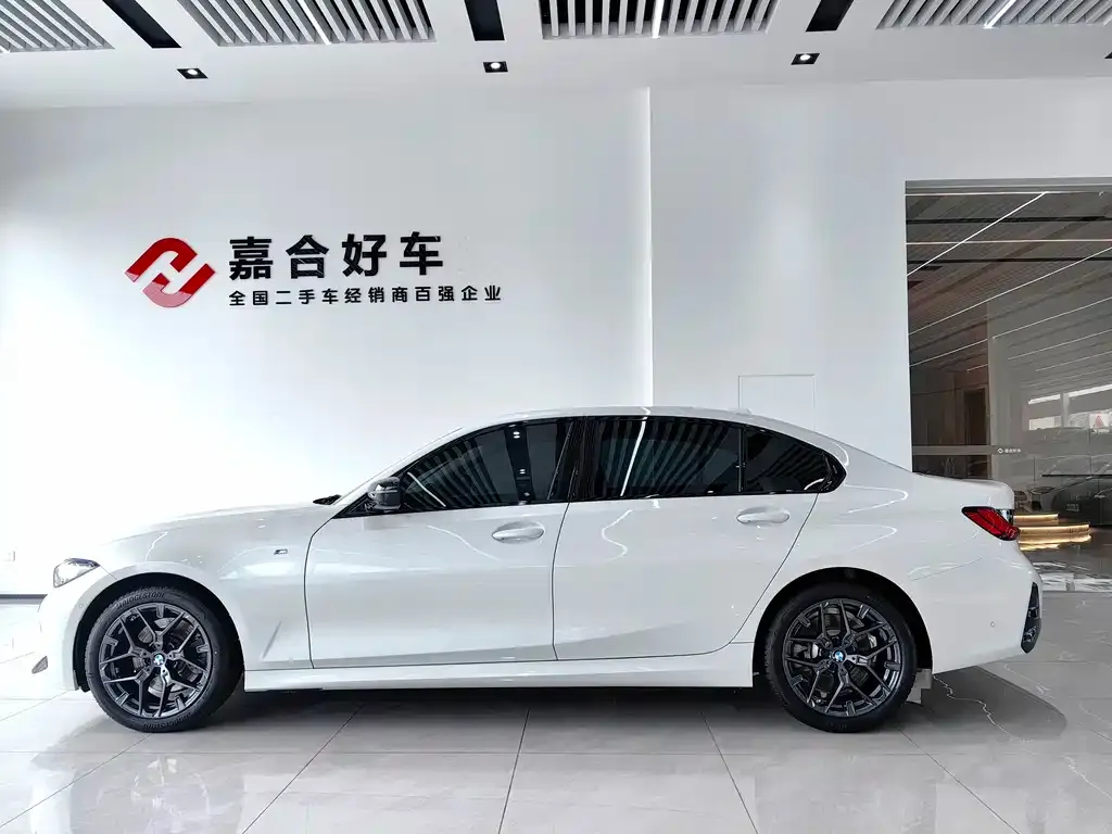 BMW 3 Series 2025 из CN, фото 3
