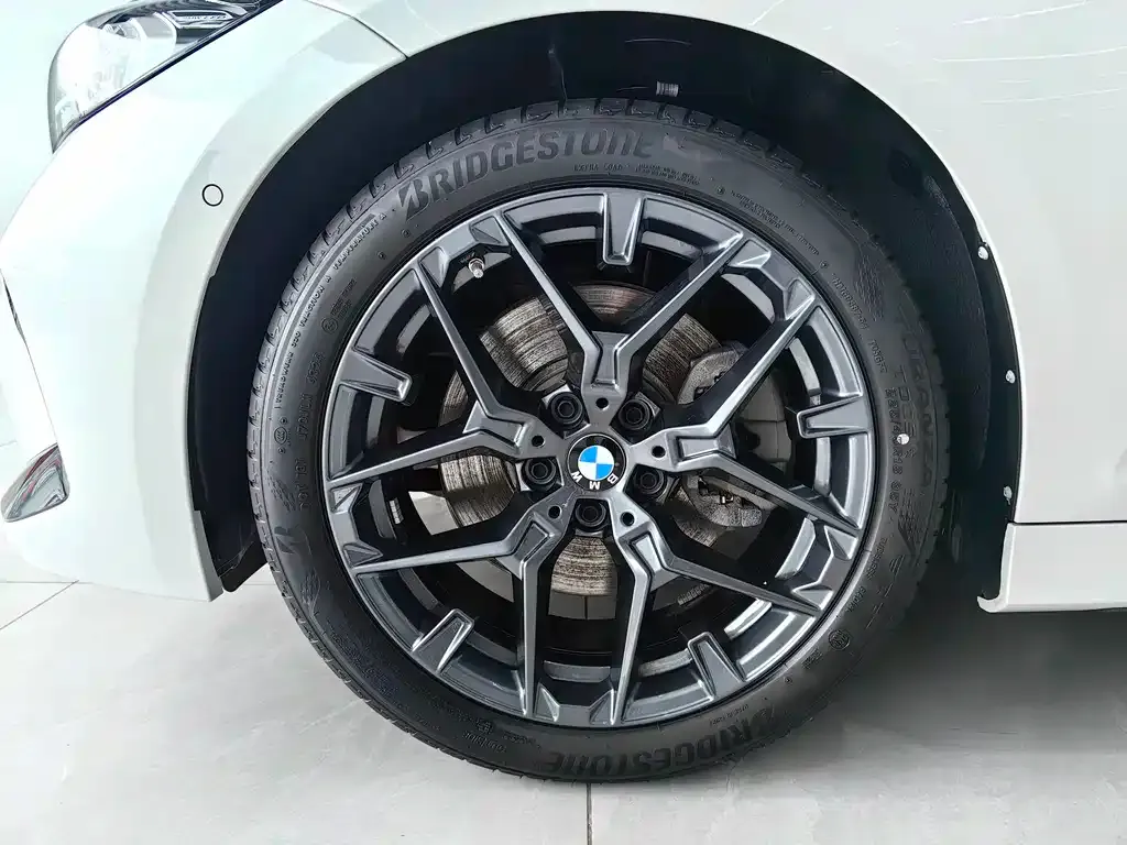 BMW 3 Series 2025 из CN, фото 4